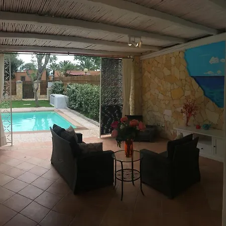 فيلة Cala Pira